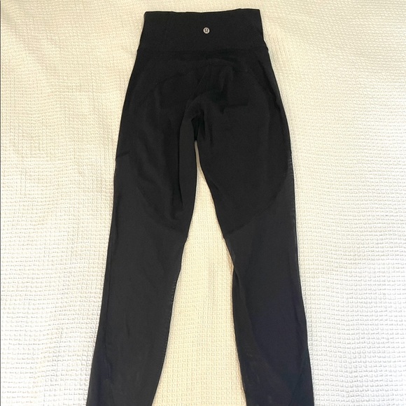 Lululemon mesh leggings, Size 4 - Picture 2 of 5